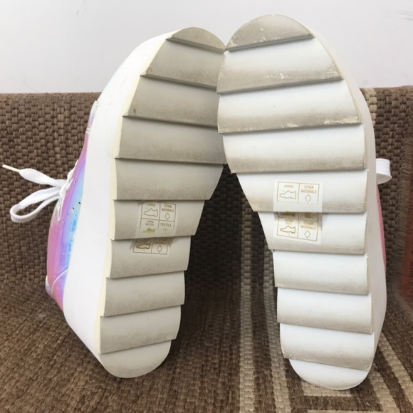 Dolls Kill LALA Hologram Platform Sneaker 5 - Picture 5 of 11